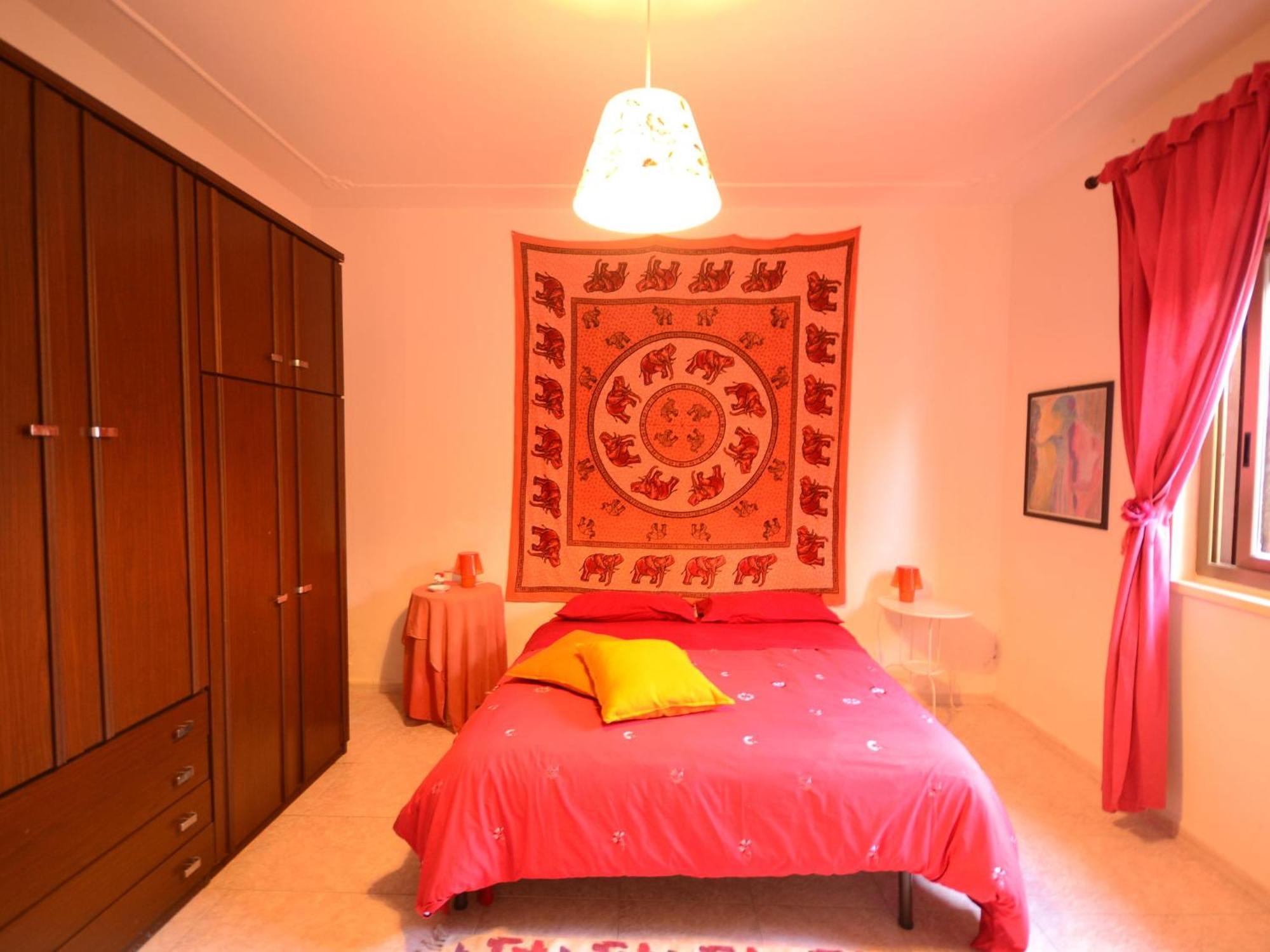 Casa Unifamiliar Con Jard N Privado Villa Agnone Bagni Luaran gambar